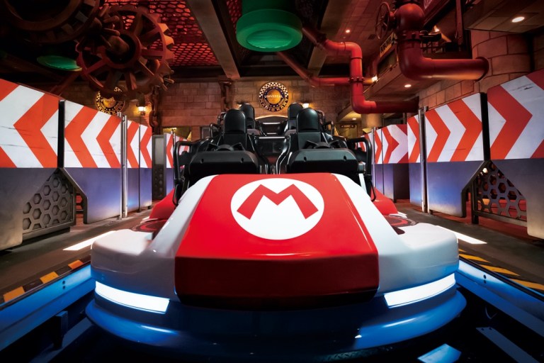 Super Nintendo World - Kart
