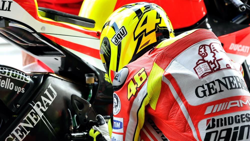 HD-Picture-Valentino-Rossi-Ducati-Ritual-Close-Up-Wallpaper.jpg