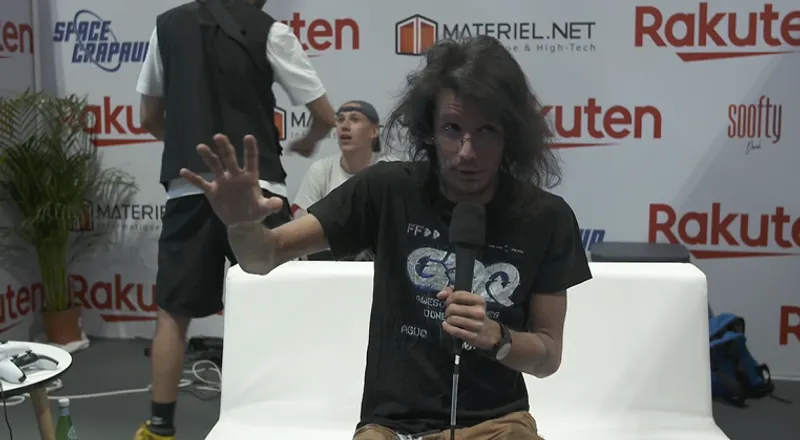 SpaceKaeru depuis l'espace de repos du stand.