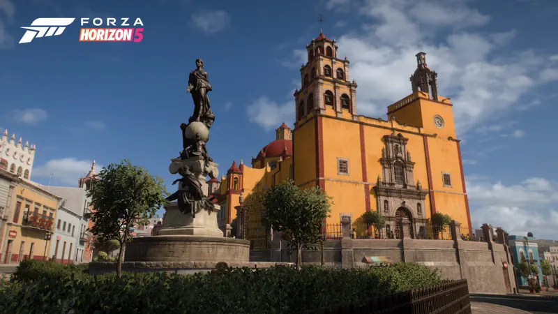 Ville de Guanajuato dans Forza Horizon 5 montrant des rues serrées où une voiture route trop rapide devient difficile à contrôler