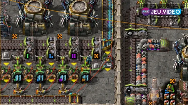 Ligne Factorio Space Age avec modules qualité isolée du reste de la base