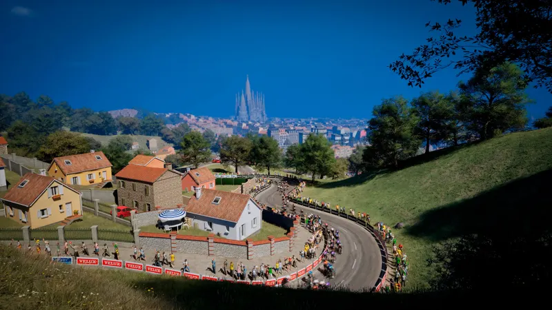 Tour de France 2026 avec coureurs lancés sur une route ensoleillée