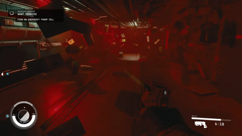 Salle rouge avec objets flottants dans Starfield Shattered Space où récupérer la cellule d’énergie d’urgence