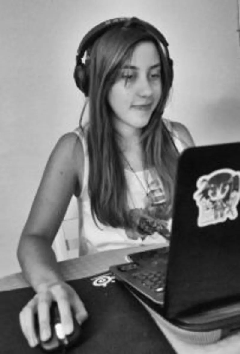 f7a3fccef42d577e87c7adceebf09600674d4ccda6f40997c8pimgpsh_fullsize_distr