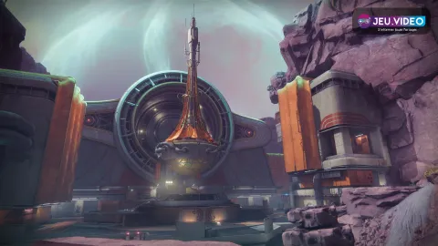 Écran officiel de Destiny 2 montrant une pièce d’armure de haut palier et ses statistiques pour préparer un build PvE.