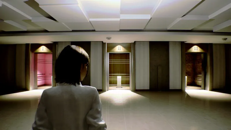UN : Me montrant un couloir mental avec plusieurs portes dans le trailer officiel