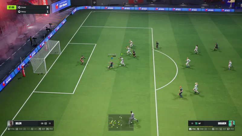 Écran de match officiel de GOALS montrant le terrain, le score et les éléments à vérifier avant une partie crossplay