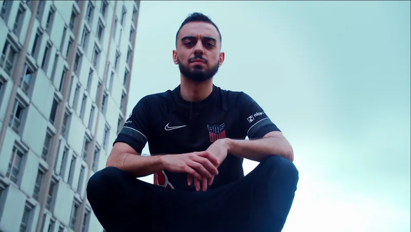 Collection de Nike et BMS